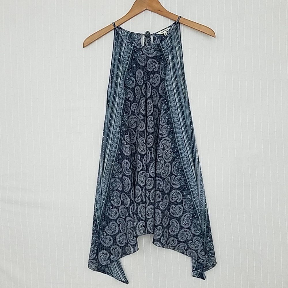 Max Studio Paisley Sleeveless Top